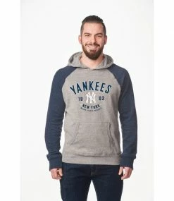 Flash Sale ⭐ CAMPUS CREW Men's Colour Block Hood New York Yankees ✨